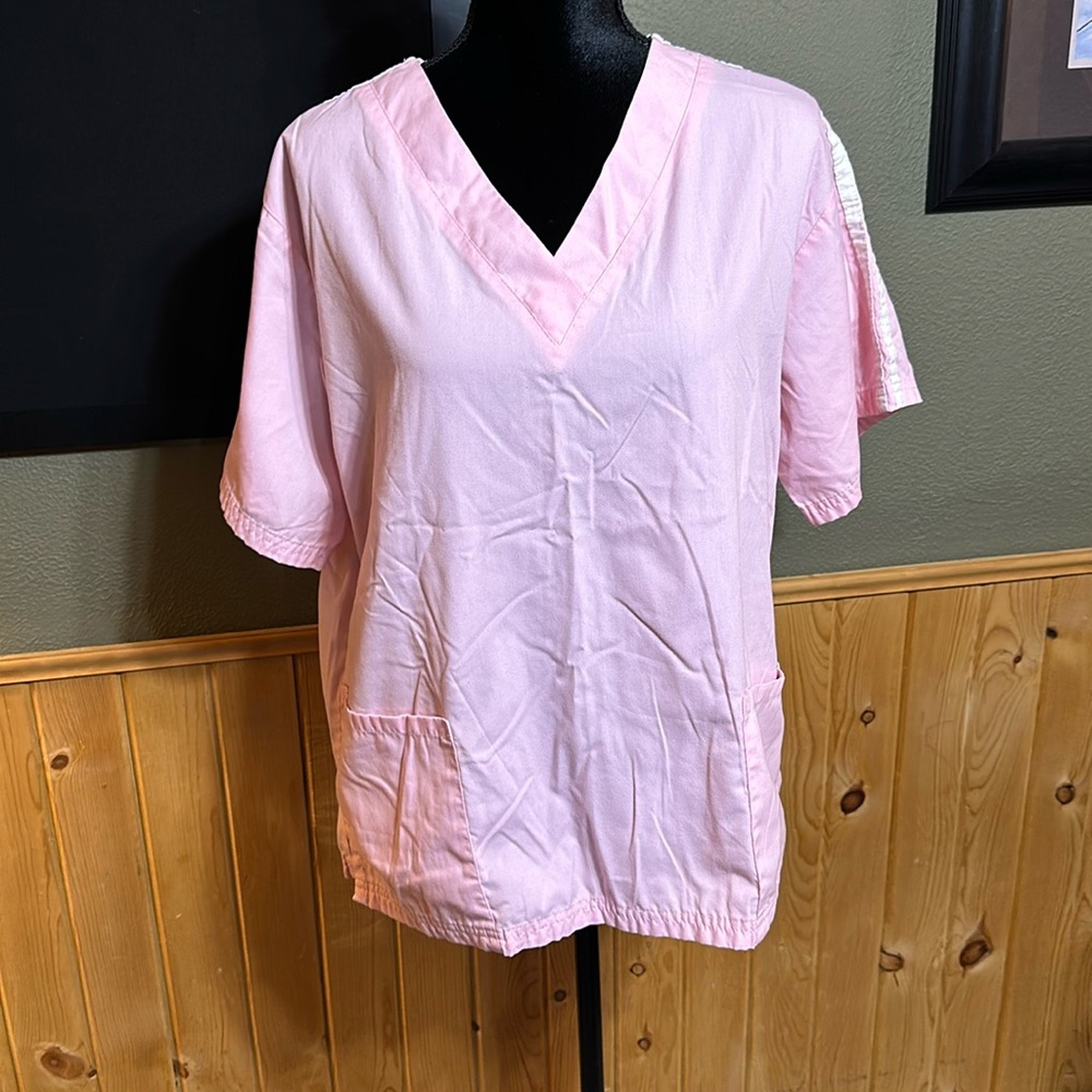 Uniform Advantage scrubs
